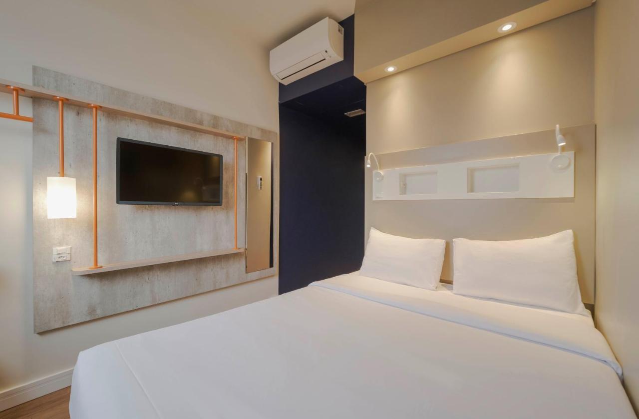 Ibis Budget Farroupilha Bagian luar foto