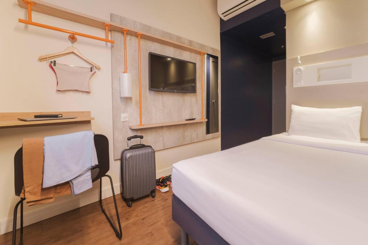 Ibis Budget Farroupilha Bagian luar foto